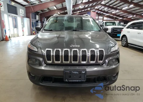 2017 Jeep Cherokee Latitude z USA, uszkodzony, nr VIN 1C4PJMCB9HW635016